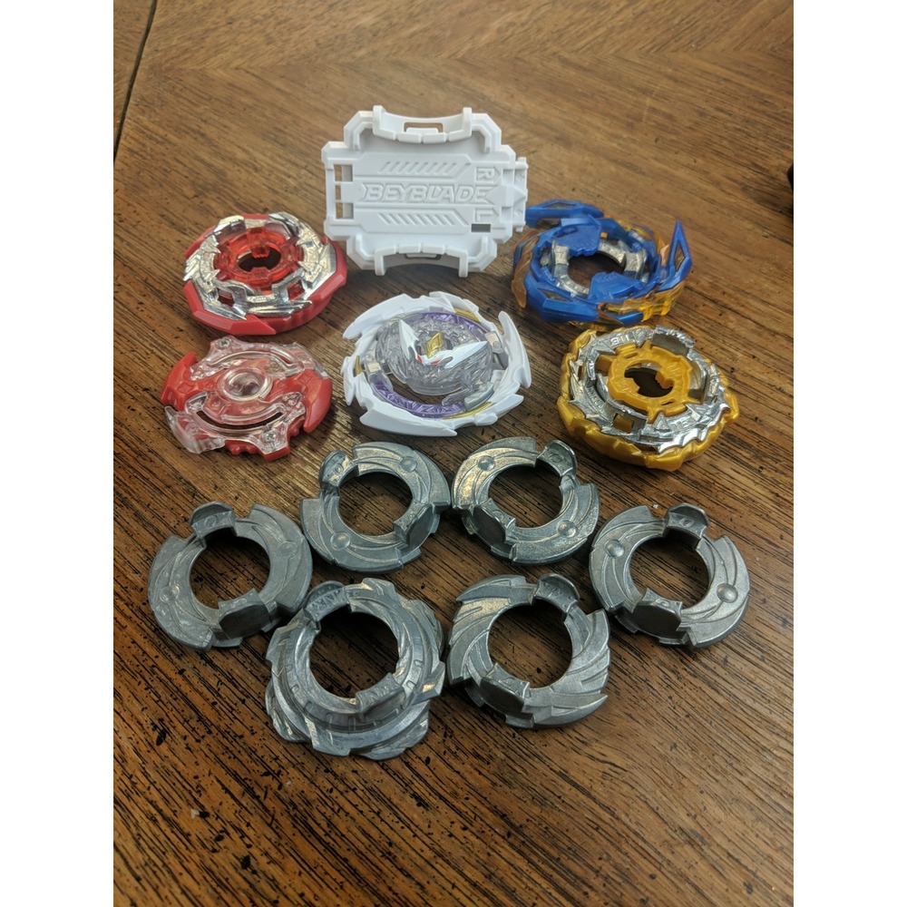 Assorted Small Lot of‎ Beyblade Bay Blades Launchers & Parts Metal & Plastic